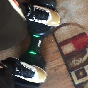 Meet your Posher, Anthony